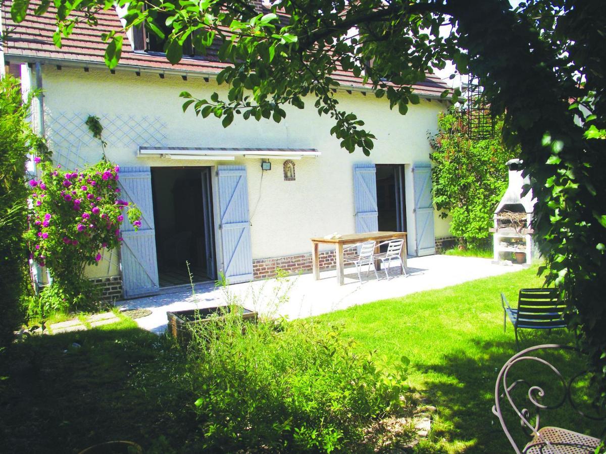 טרואה Chambre En Ville Dans Un Esprit Campagne מראה חיצוני תמונה